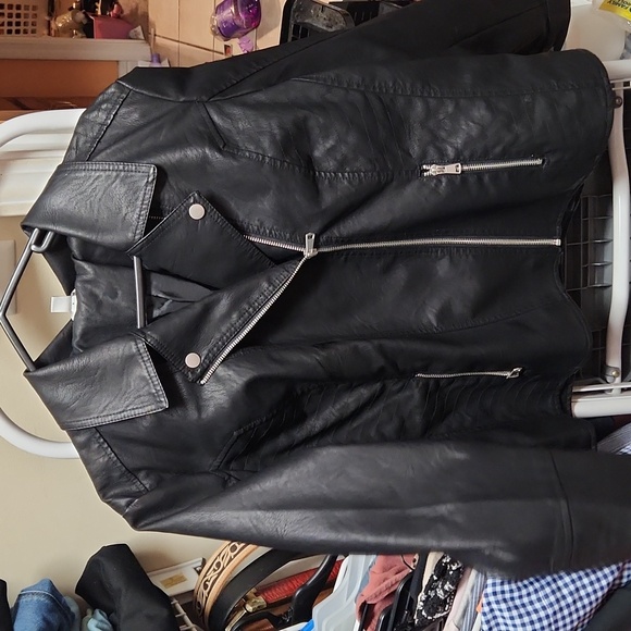 Jacket - Picture 2 of 4